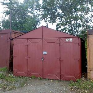 В Шевченковском районе Запорожья хотят демонтировать металлические гаражи