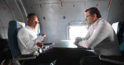 Кулеба вместе с главой МИД Венгрии отправились на Донбасс