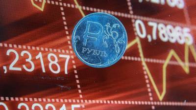 Рубль стал одной из самых недооцененных валют по «индексу бигмака»