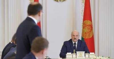 Лукашенко: МИД побежал за демократией, а оказалось, что это вред для государства