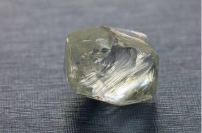 "Дочка" "АЛРОСА" добыла самый большой в своей истории ювелирный алмаз