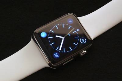 Новая iOS сломала Apple Watch