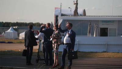 Десятки кафетериев и палаток с сувенирами открыли на МАКС-2021 в Жуковском