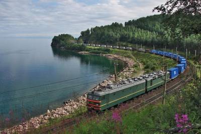 Россияне рассказали о своём отношении к вагонам-ресторанам в поездах