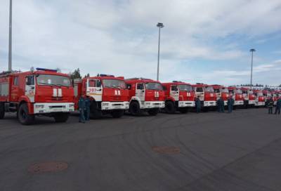 На автодроме "Игора Драйв" в Ленобласти прошли соревнования пожарных команд