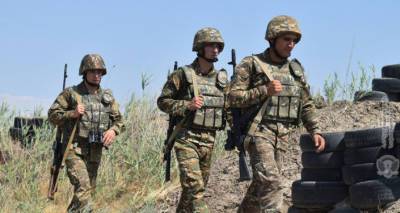 В Армении проведены проверки боевых позиций ВС на границе