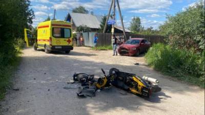 Водитель скутера пострадал в ДТП в Калининском районе Тверской области