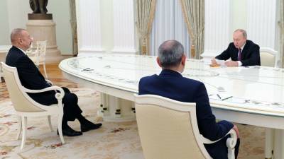Эксперт: Россию поделят между собой несколько «президентов»