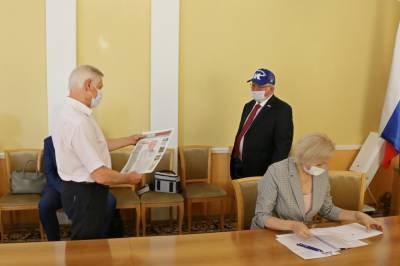 Николай Борцов подал документы для участия в выборах в Госдуму от Липецкой области