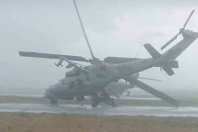 Ураган разметал несколько боевых вертолетов ВКС РФ