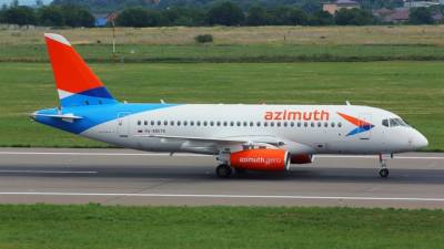 Airbus поставит авиакомпании "Азимут" шесть самолетов Airbus A220-300