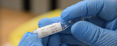 Микробиолог Зверев сообщил, нужно ли вакцинироваться после коронавируса
