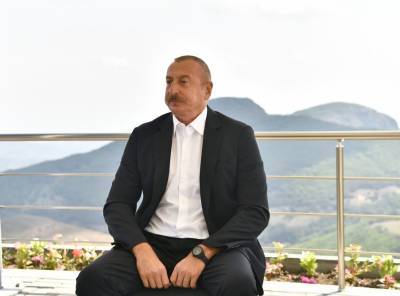 Президент Ильхам Алиев: Имеются конкретные планы, связанные с разработкой месторождений железной руды - традиционной для Дашкесана отрасли