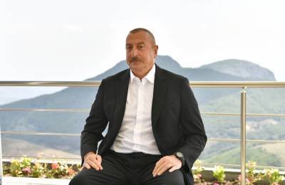 Президент Ильхам Алиев: Итоги шести месяцев свидетельствуют о том, что экономика Азербайджана уже преодолела спад