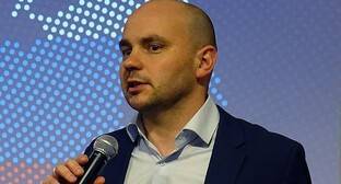 Политологи и журналисты оценили шансы Андрея Пивоварова пройти в Госдуму