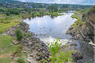 Набережную реки в поселке Висимо-Уткинск сделают удобной для туристов