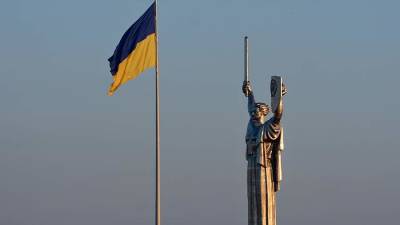 Лавров указал на молчание Запада о нарушениях прав человека на Украине