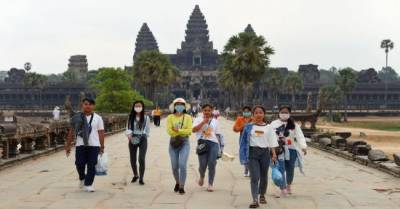 Новая партия китайской вакцины стимулирует массовую вакцинацию в Камбодже