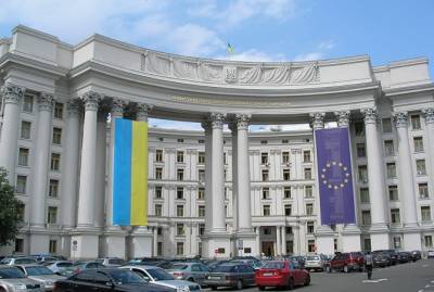 Украина выразила протест из-за привлечения жителей ОРДЛО к выборам в Госдуму России