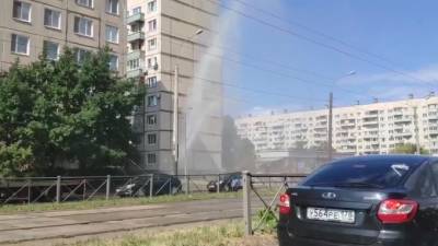 Во Фрунзенском районе засняли фонтан с горячей водой - piter.tv - Санкт-Петербург