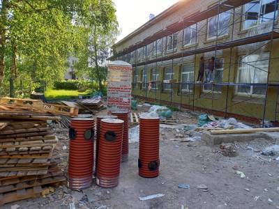 В Ленобласти не принявшего некачественный ремонт директора школы отстранили от стройки