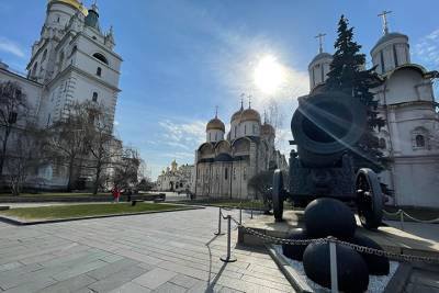 Музеи Московского Кремля объявили программу на выходные - vm.ru - Смоленск - Париж - Варшава