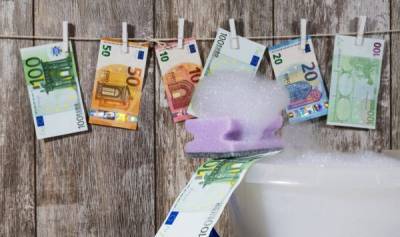 Еврокомиссия усиливает борьбу с отмыванием денег. Поможет ли это Латвии