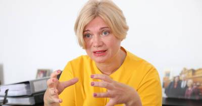 Ирина Геращенко: "Команда Зеленского хочет абсолютной власти и контроля над потоками"
