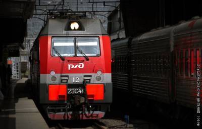"РЖД" приостановили продажи билетов на поезда, следующие по Транссибу
