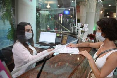 В гостиницы Севастополя могут заселяться непривитые туристы с ПЦР-тестом