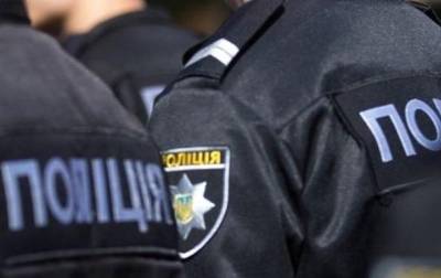 Житель Львова позвонил в полицию из-за отказа жены в сексе