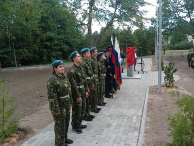 В Приозерске торжественно открыли сквер имени Павла Ягужинского — фото