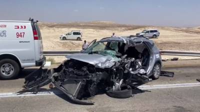 Машины разбились вдребезги: тяжелая авария на шоссе № 90