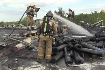 Ремонт, переходящий в пожар: в поселке Зарубино под Костромой загорелась крыша у школы