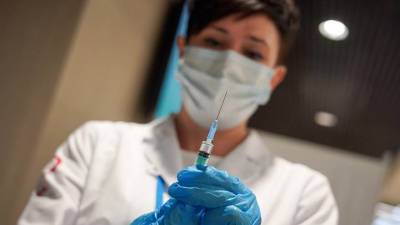 Около 80 тысяч прививок от COVID-19 делают в Подмосковье за сутки