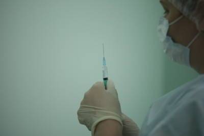 Бездомных в Петербурге начнут вакцинировать от COVID-19