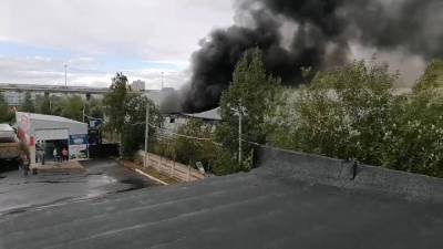 Крупный пожар в Санкт-Петербурге потушен