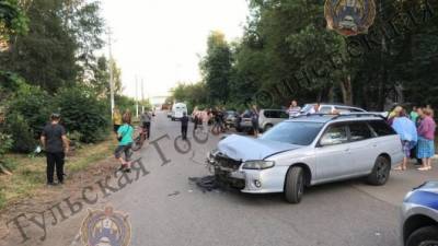 Мотоциклист с пассажиркой пострадали в ДТП в Тульской области
