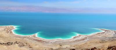Люди тонут в Мертвом море. Два человека, пропавшие без вести найдены через восемь часов