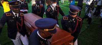 Похороны президента Гаити Жовенеля Моиза прошли под звуки стрельбы