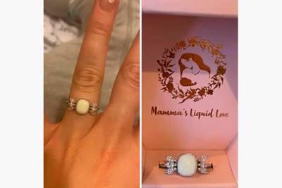 Мужчина подарил возлюбленной кольцо из ее грудного молока