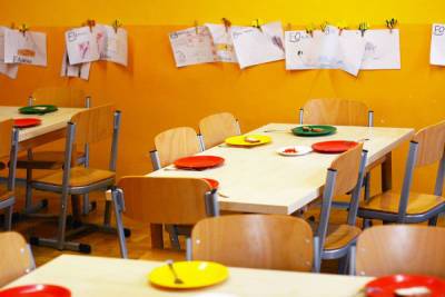 В детском саду № 55 в Купчино уже 26 детей заболели из-за патогенов в еде