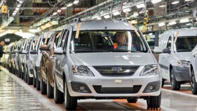 АвтоВАЗ приостановит производство автомобилей на три недели