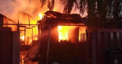 Два частных дома сгорели дотла в Самаре