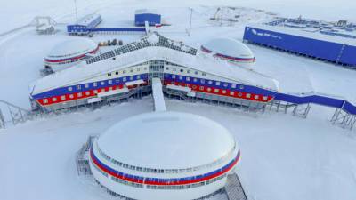 В Арктике, но с теплой водой: новый бассейн для российской армии