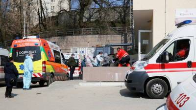 На Украине за сутки выявили 745 случаев коронавируса