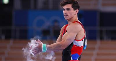 Российский гимнаст заплакал во время выступления на Олимпиаде в Токио