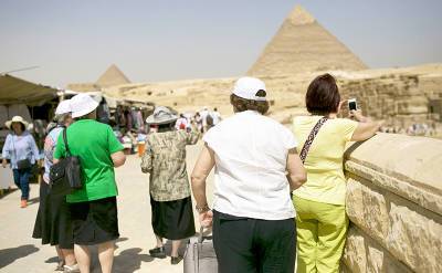Названа дата возобновления полетов на курорты Египта