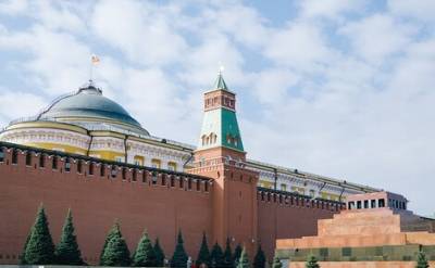 Мавзолей Ленина и некрополь у Кремлевской стены сегодня будут закрыты для посетителей