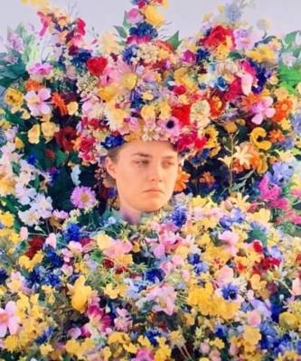 История одного платья: наряд королевы и 10 тысяч цветов из венгерского льна в фильме «Солнцестояние»